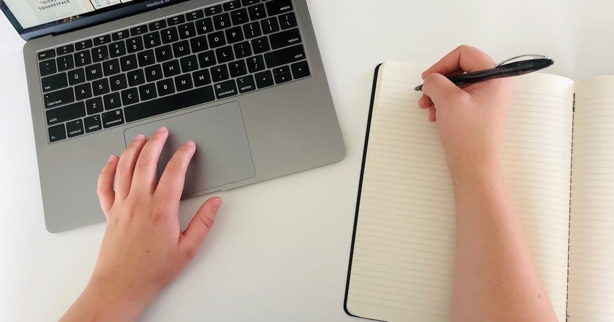 Prompt engineering : 7 techniques concretes pour les professionnels non-techniques